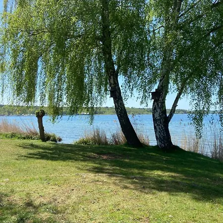 Susi's Seeblick * Waren (Mueritz)