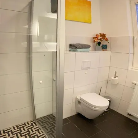 Susi's Seeblick アパート ヴァーレン